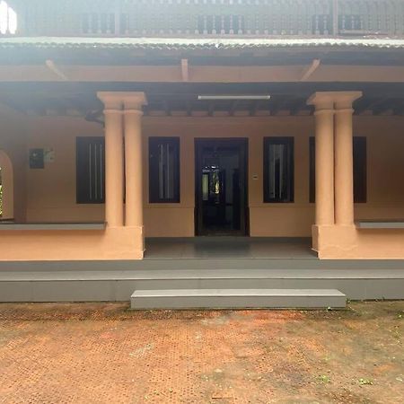 Vintage Charm & Coastal Bliss Villa Kannur Luaran gambar